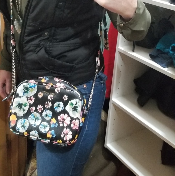 Nine West Crossboady Purse - Picture 3 of 4